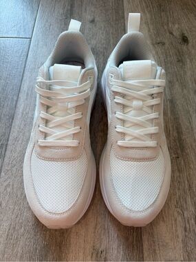 Municipal M Float Sneakers